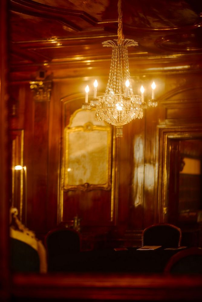 Leuchter in der Gesellschaftsstube zu Kaufleuten